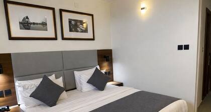 Five Clover Hotel Monestery Road