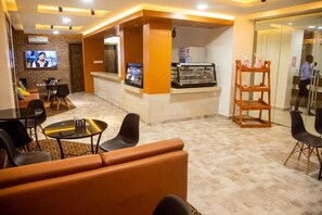 Bar (on property) - Five Clover Hotel Monestery Road (Lekki)