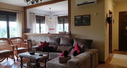 House with private pool in Cabañeros National Park