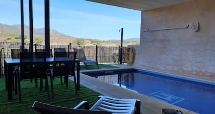 House with private pool in Cabañeros National Park