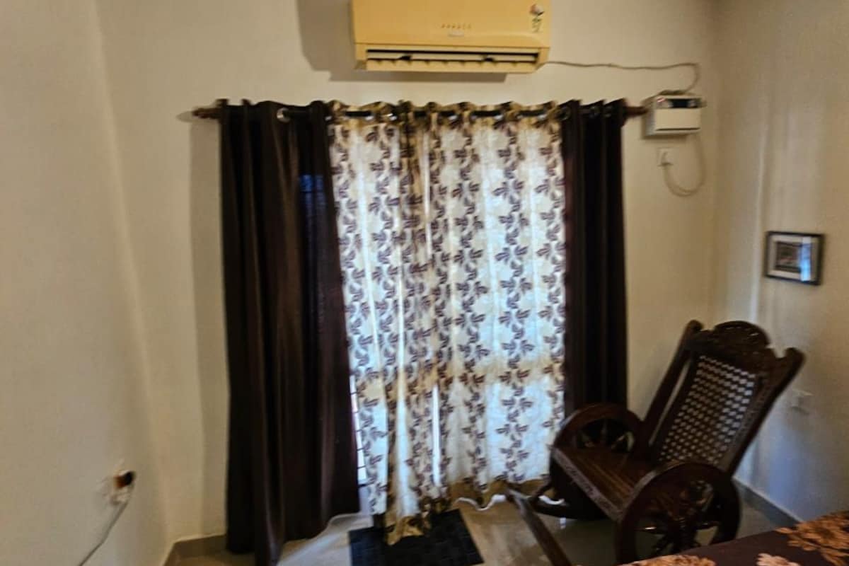 1bhk 1bath 1balcony C8B | Free WiFi