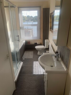 Casa, 2 camere da letto, patio, vista giardino | Bagno