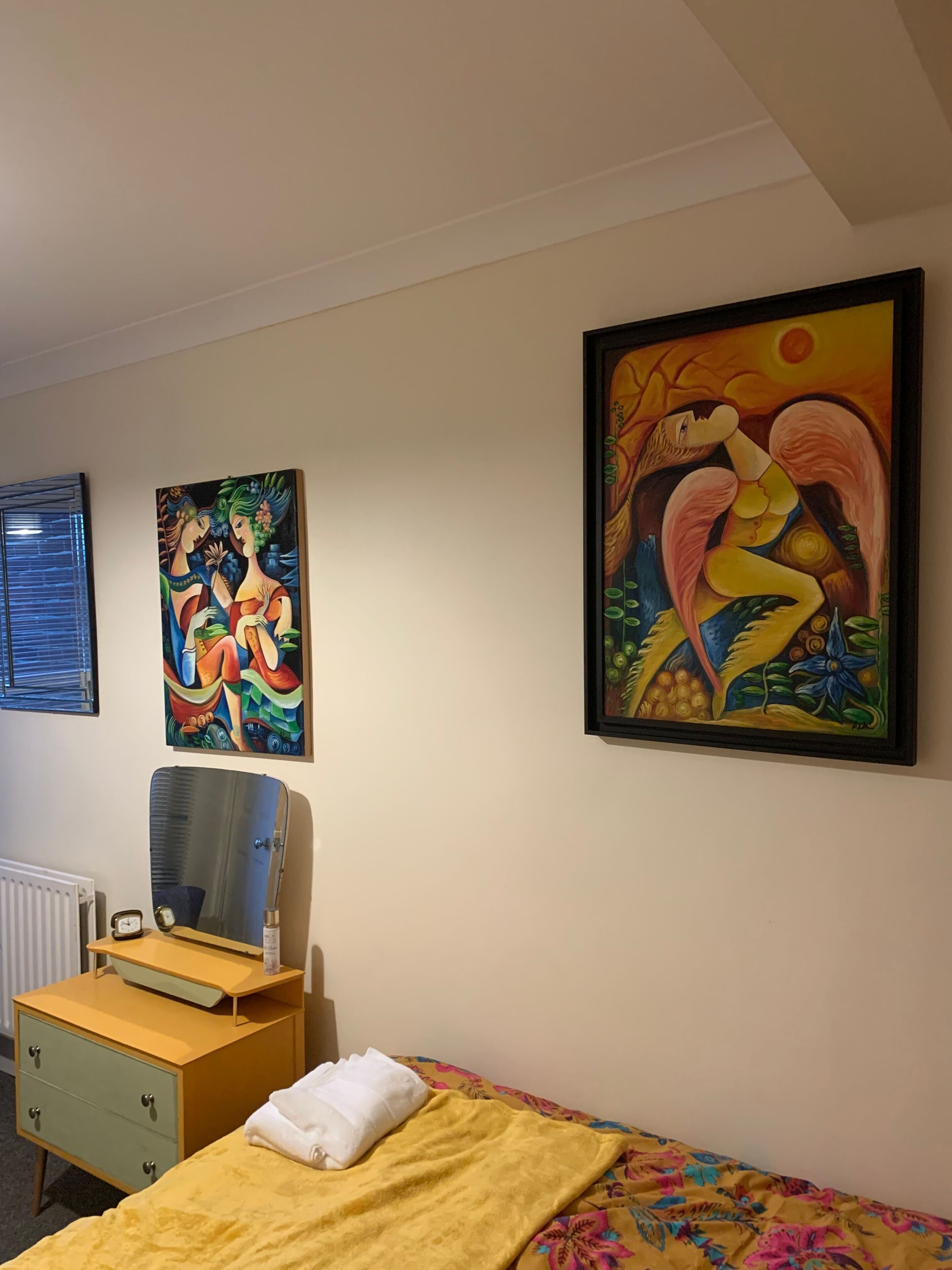 2 bedrooms