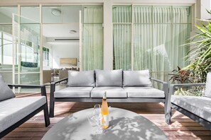 Duplex, 3 Bedrooms, Garden Area | Terrace/patio - KG4 LUX Apartments (Tel Aviv)