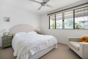 2 chambres, fer et planche à repasser, Wi-Fi gratuit, draps fournis
