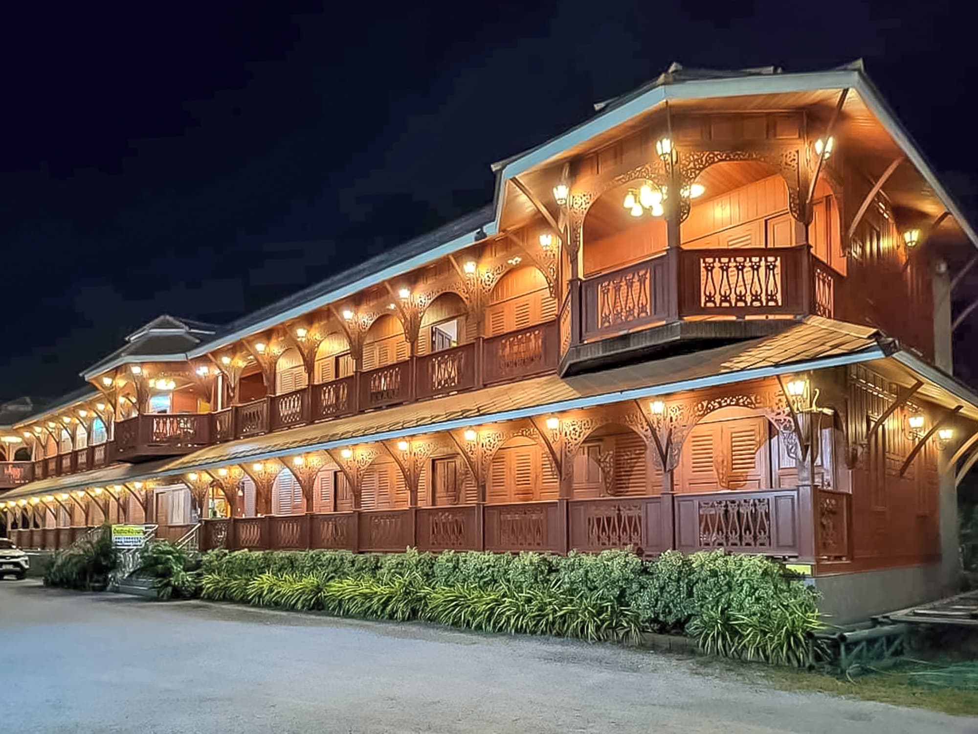 2 Star Hotels