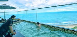 Appartement Design, vue océan | Piscine privée