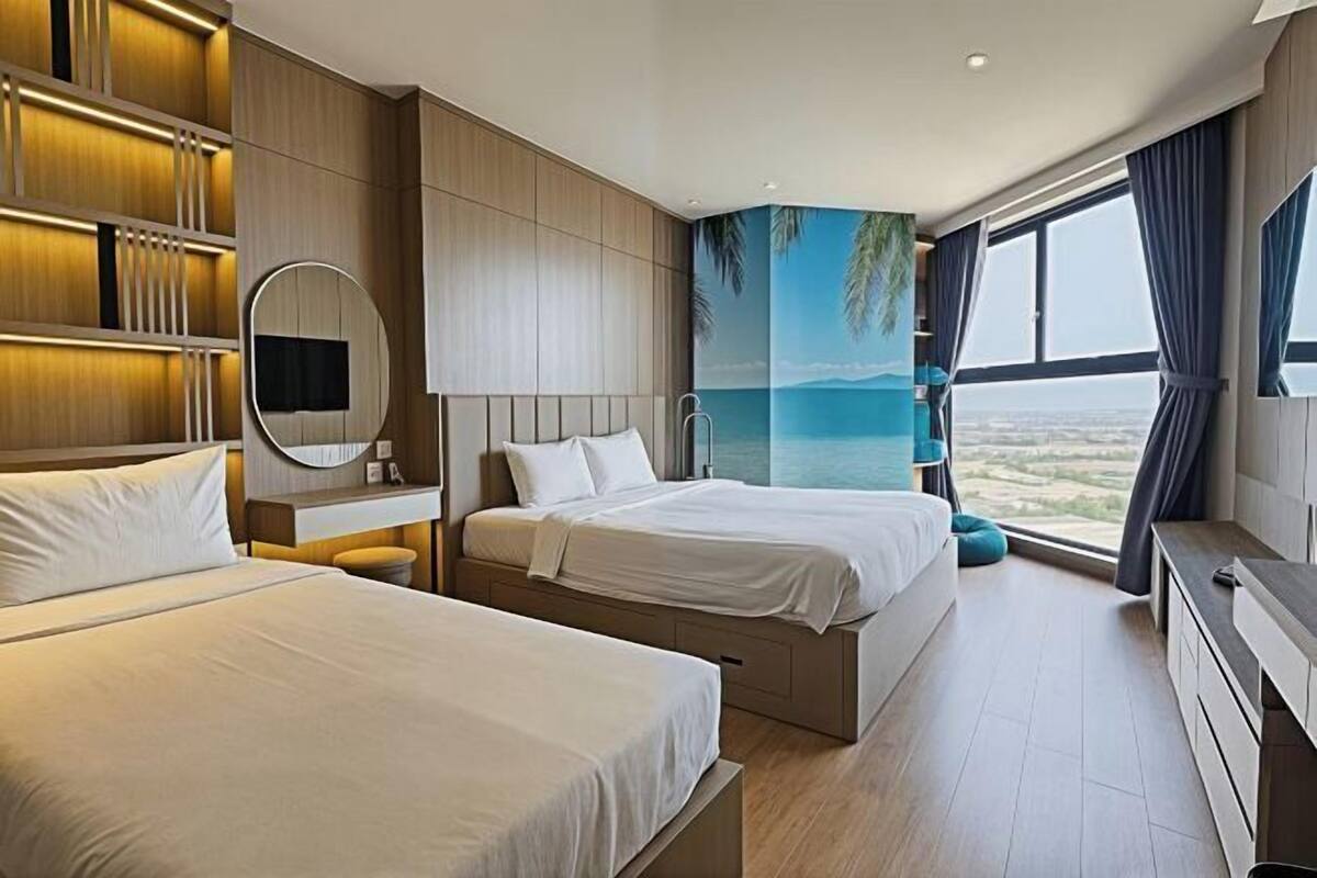 Memory foam beds, minibar, desk, laptop workspace