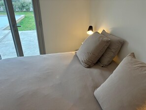 4 Schlafzimmer, Bügeleisen/Bügelbrett, kostenloses WLAN, Bettwäsche