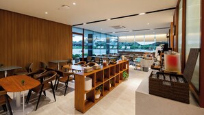 Area sarapan