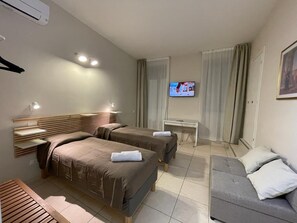 Comfort Double or Twin Room, City View