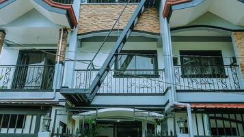 Depan hartanah