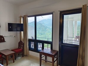 Free WiFi - Captain Resort (Kasauli)