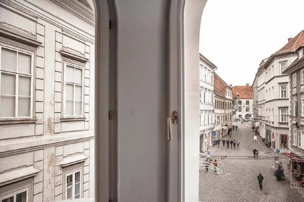 Interior - Elegant City Retreat: Modern Comfort in the historic heart of Graz (Graz)