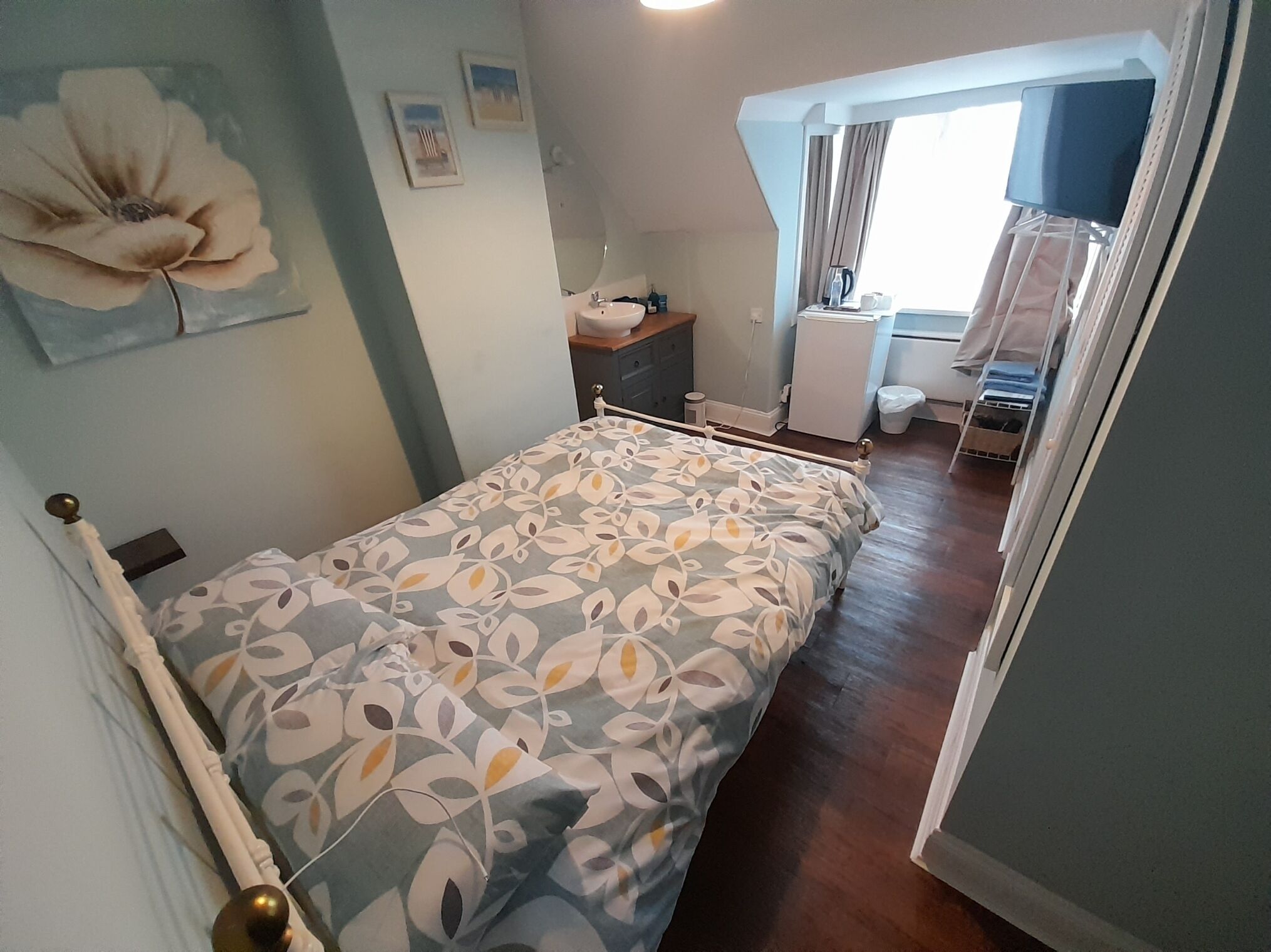 Dobbeltrom – classic, eget bad | Blendingsgardiner, strykejern/-brett og wi-fi (inkludert)