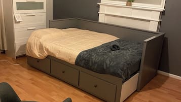 1 bedroom, iron/ironing board, free WiFi, bed sheets