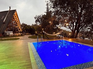 Premium-Bungalow, eigener Pool, Bergblick | Außenbereich