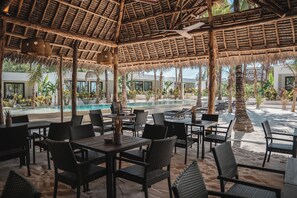 Restaurant - The Oasis Residence (Jambiani)