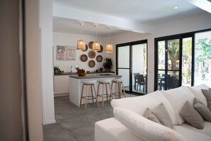 Coffres-forts dans les chambres, bureau