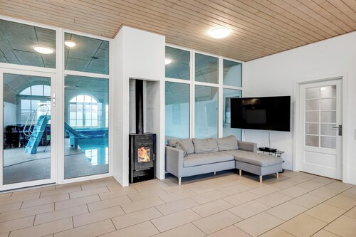 Large holiday home for 20 people with large pool, Hot tub for 7 people and.