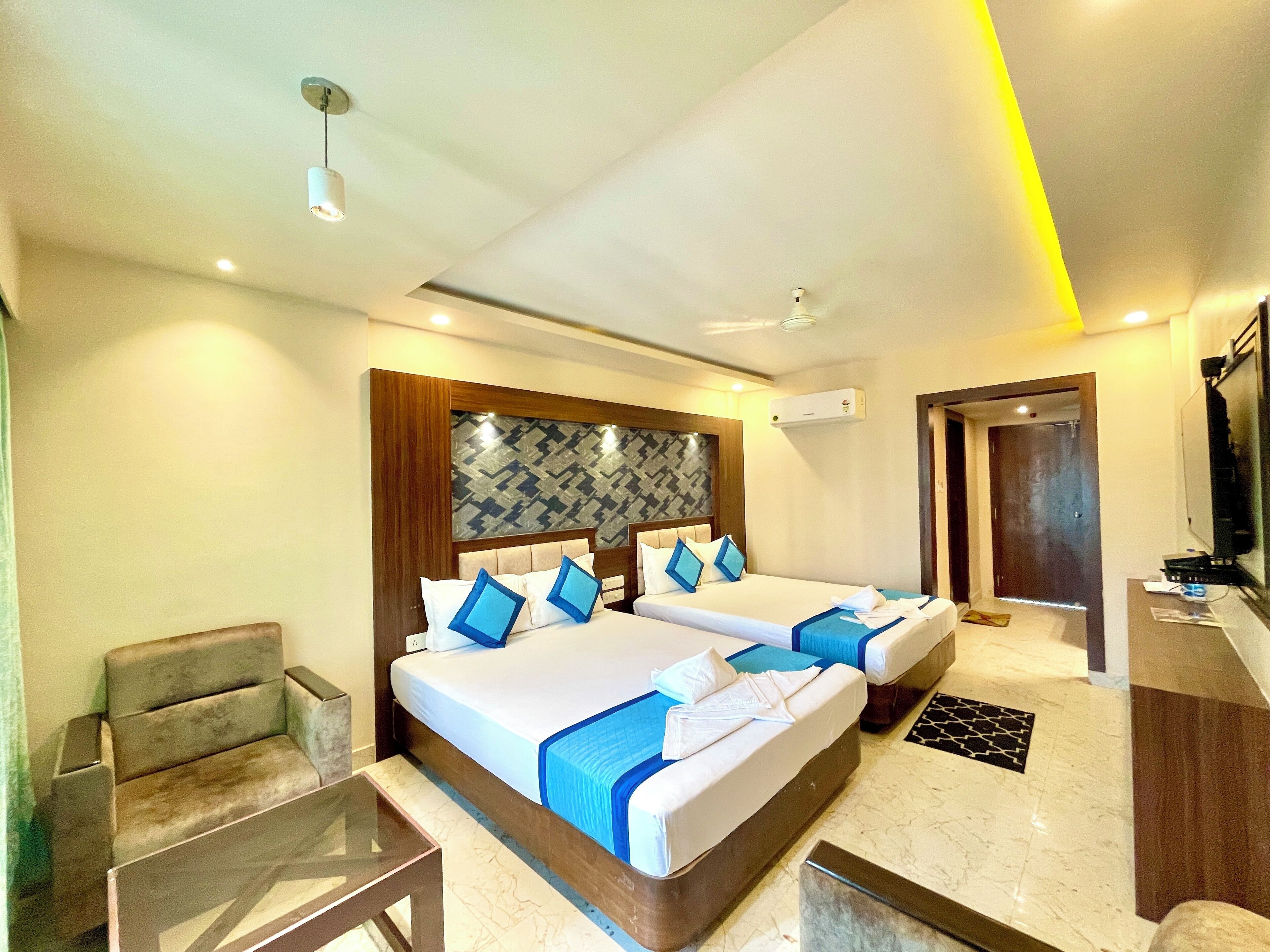 Bureau, espace de travail pour ordinateur portable