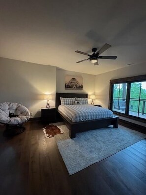 3 sovrum, strykjärn/strykbräda, gratis wi-fi och sängkläder