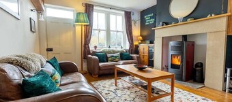 Three Bed Cottage in the heart of the Peaks