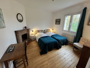 2 Schlafzimmer, Bügeleisen/Bügelbrett, kostenloses WLAN