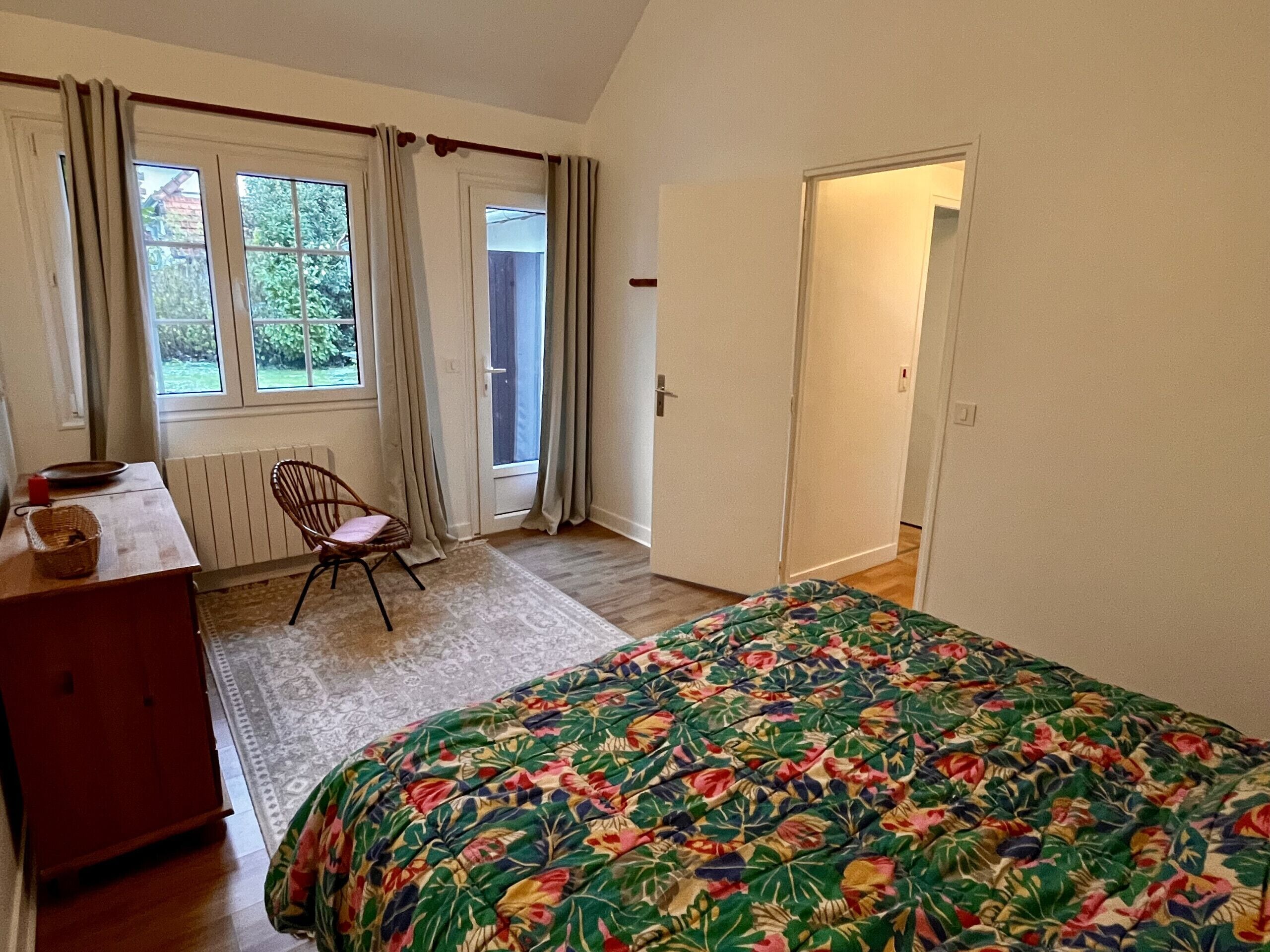 2 chambres, fer et planche à repasser, Wi-Fi gratuit