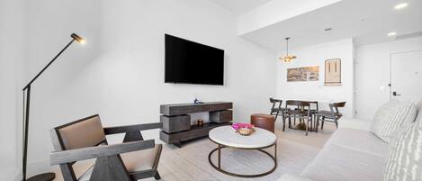 Televisión y oficina