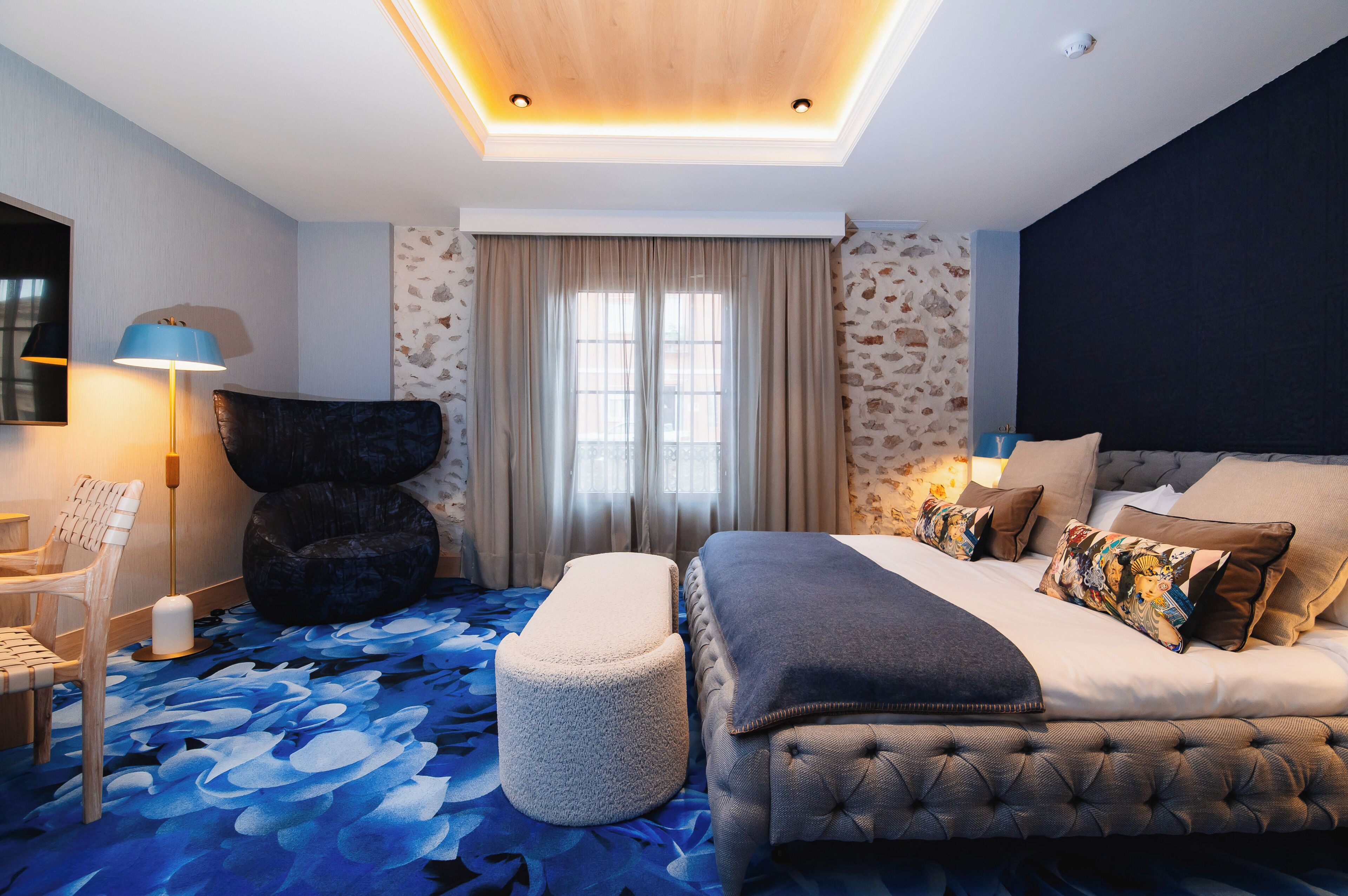 Minibaari, tallelokero huoneessa, äänieristys, ilmainen Wi-Fi