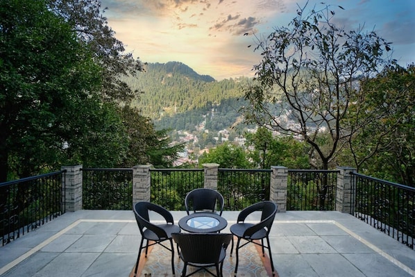 屋外バンケット スペース