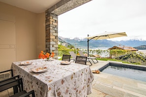 Outdoor dining - VILLA S.ANNA-ALBA by Curti rentals (Calozzo)