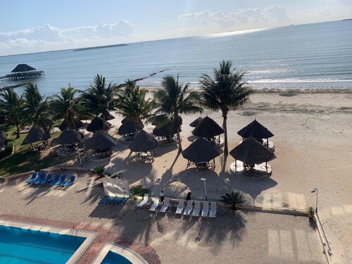 LANDMARK BEACH RESORT