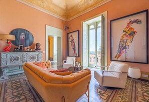 スーペリア ダブルルーム バルコニー ガーデンビュー | セーフティボックス (室内)、遮光カーテン、アイロン / アイロン台、WiFi (無料)