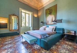 エグゼクティブ ダブルルーム | セーフティボックス (室内)、遮光カーテン、アイロン / アイロン台、WiFi (無料)