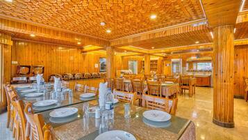 Desayuno buffet incluido todos los días