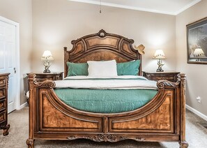 4 Schlafzimmer, Bügeleisen/Bügelbrett, kostenloses WLAN, Bettwäsche