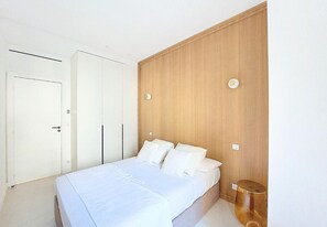 3 bedrooms, iron/ironing board, WiFi