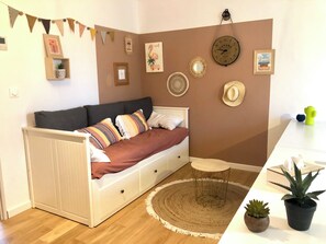 Living area - Spacious family home with swimming pool (Mios)