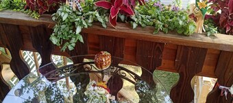 Simple Stay for Family and Friends, 2-bedroom upstairs apartment in Boardman.