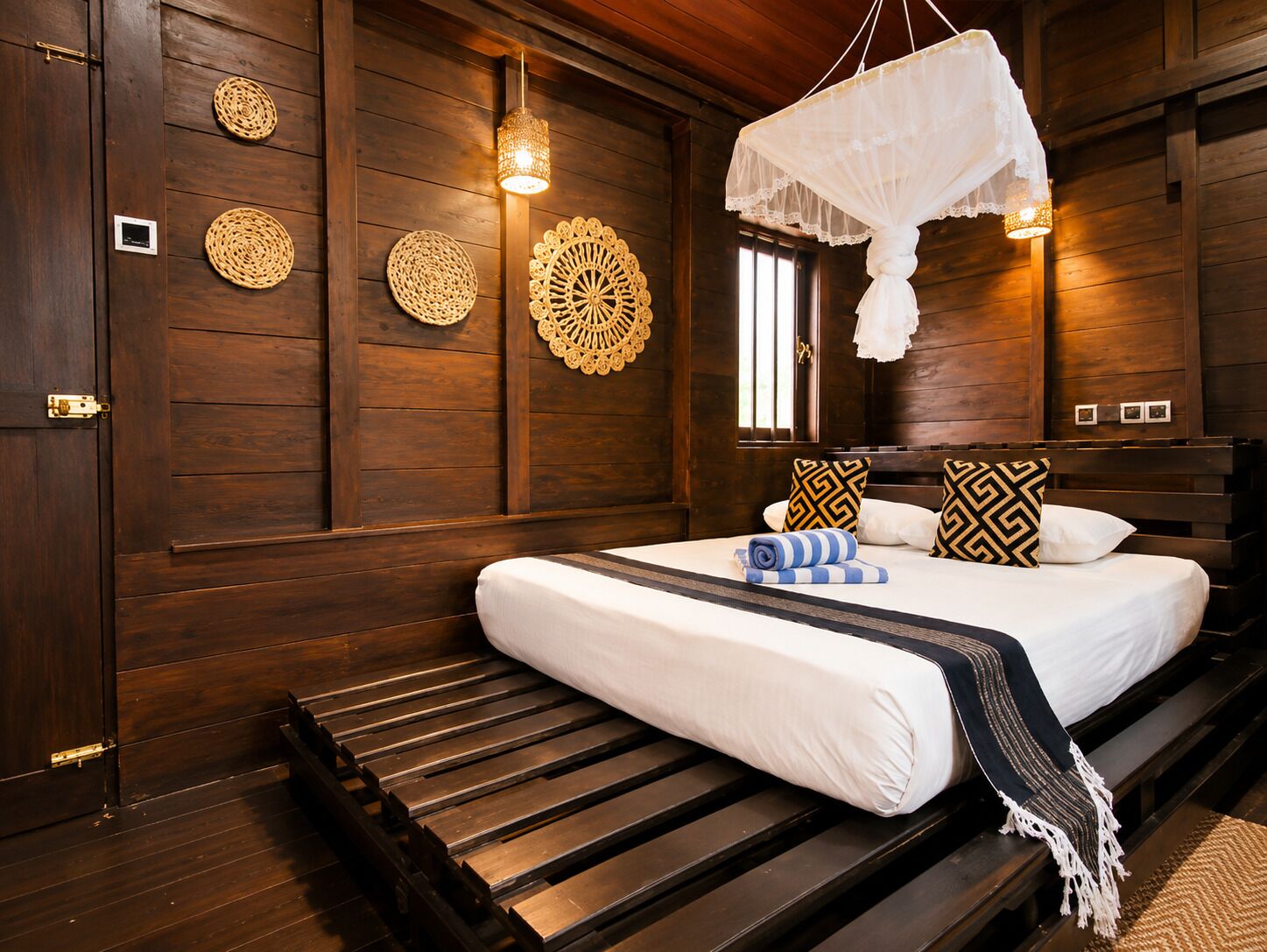 Chalet Deluxe, balcón, vista al jardín | Escritorio, espacio para trabajar con laptop y insonorización 