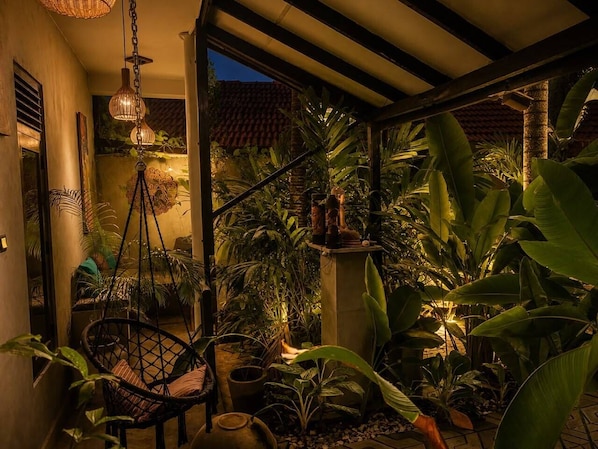 Front of property - Coco Palm Villa and Cabanas (Tangalle)