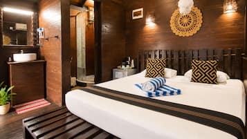 Deluxe Chalet, Balcony, Garden View | Desk, laptop workspace, soundproofing, WiFi (free)