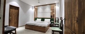 Super Deluxe Room | Truy cập Internet không dây miễn phí, bộ trải giường