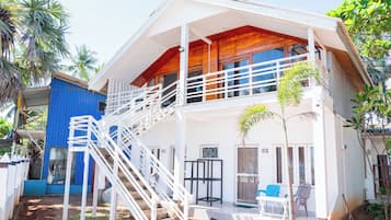 Family Quadruple Room, 2 Queen Beds, Air conditioning, Sea View | Bed sheets