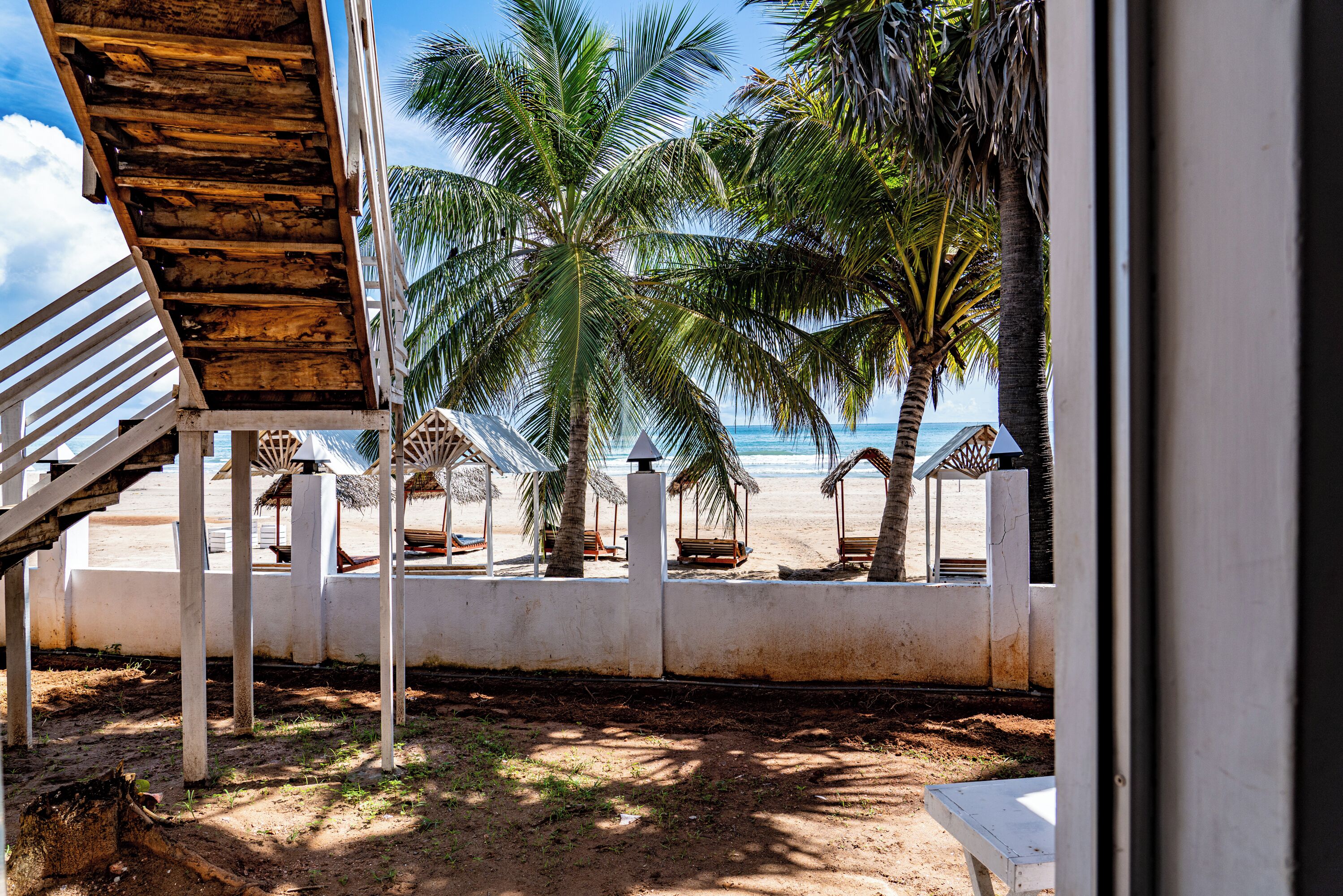 Standard-Dreibettzimmer, Mehrere Betten, Klimaanlage, Meerblick | Strand-/Meerblick