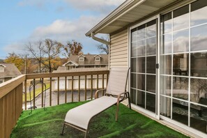 Property grounds - Cozy Condo Retreat at Fall Creek (Branson)