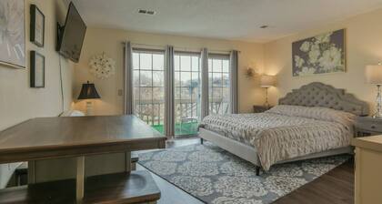 Cozy Condo Retreat at Fall Creek