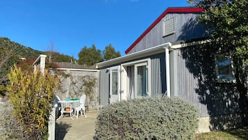 5 عدّة غرف نوم وخدمة الإنترنت